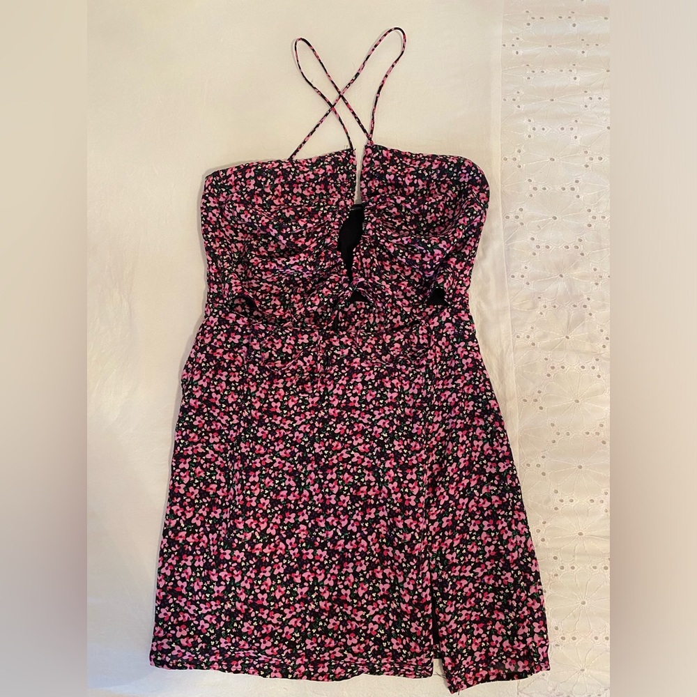 Chic Pink and Black Floral Mini Dress